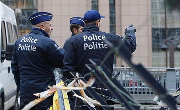 Опит да прегазят полицаи в Брюксел