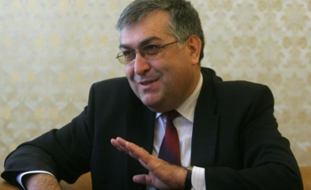 Близнашки: Олигархията се мобилизира 