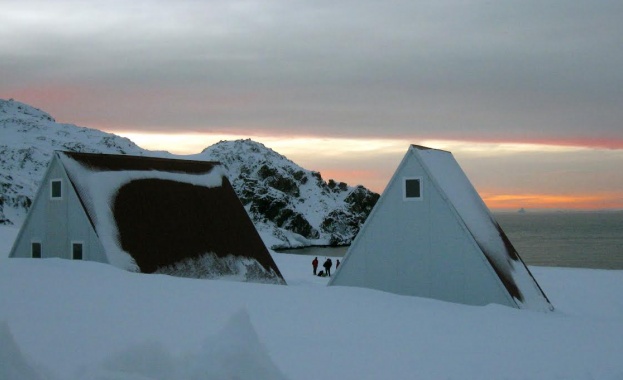 Български геолози прекараха седмица на палатка в отдалечен район на Антарктида
