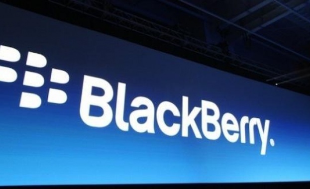 BlackBerry съди Typo Products