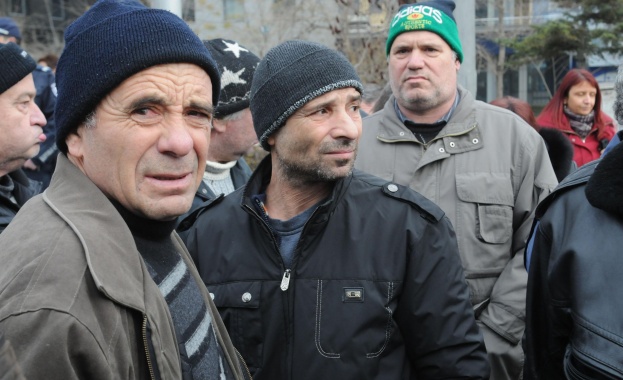 Няма престъпление при масовото уволнение в бургаската корабостроителница