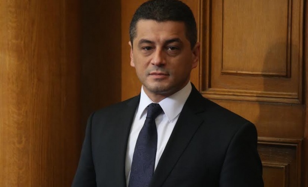 Янков: БСП е съхранена от хората и заради хората