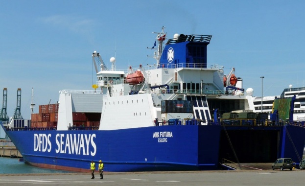 Изнесоха първата партида със сирийски химически оръжия