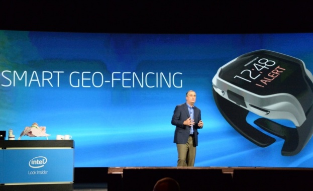 Intel показа прототип на умен часовник 