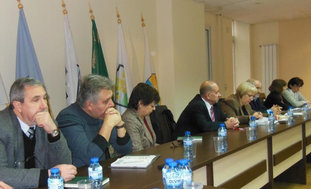 Дискусия в Силистра събра властта, образованието и бизнеса