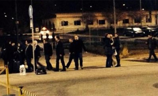 Посягането на полицай е престъпление по смисъла на НК, такова за депутат няма 