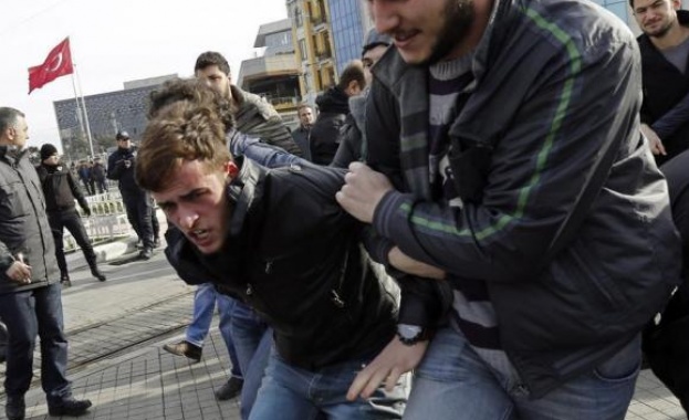 Още 27 човека бяха арестувани за корупция в Турция