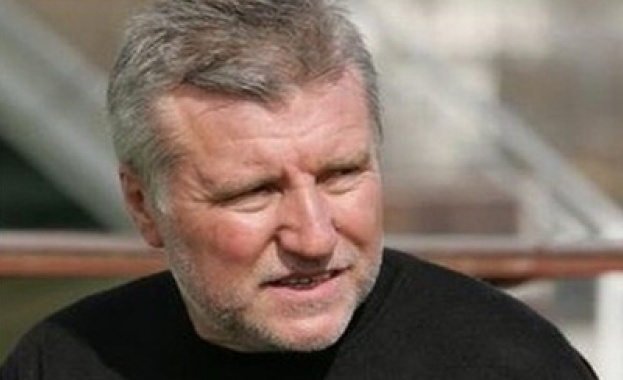 Войн Войнов поема Любимец