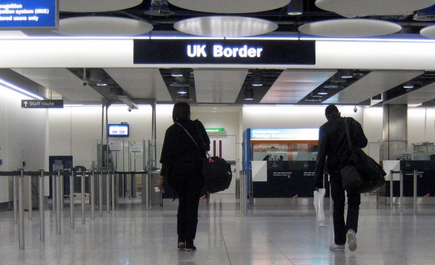 Двойно повече български и румънски имигранти във Великобритания