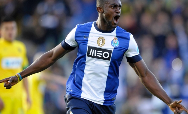 Арсенал предлага 40 млн. евро за Джаксън Мартинес