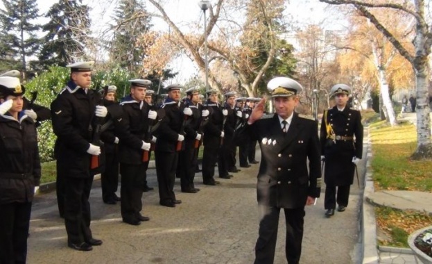 Военноморското училище „Н. Вапцаров“ отбелязва 133 години от създаването си