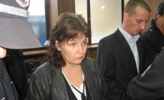 3 години затвор за измамницата Анна Парпарова