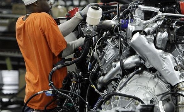 General Motors си прибира 370 хиляди пикапа