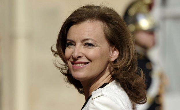 Първата дама на Франция е постъпила в болница