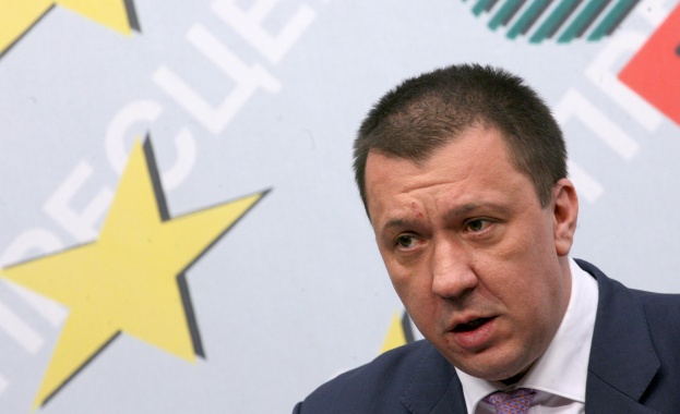 Куюмджиев: Няма да допуснем коалиране без ясна програма и отговорности