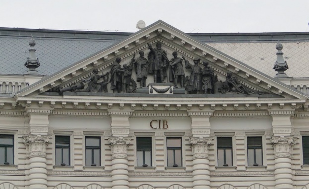 Експлозия разтресе банков клон в Будапеща