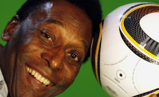 Пеле беше приет в болница