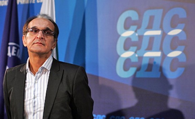 Слабите политически партии са гостоприемни към „Атака"