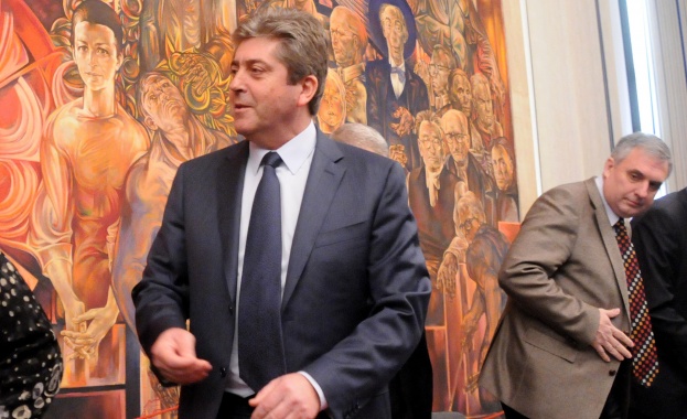 Първанов, Калфин и кандидат-евродепутати ще посетят Кърджалийско 