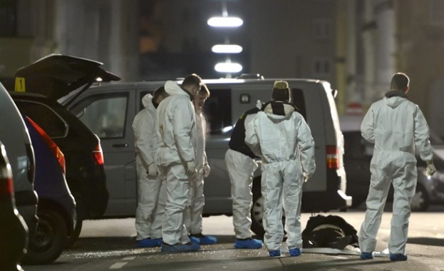 Единият от мъжете във взривеното във Виена българско БМВ бил застрелян