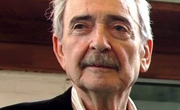 Почина испанският поет Хуан Хелман