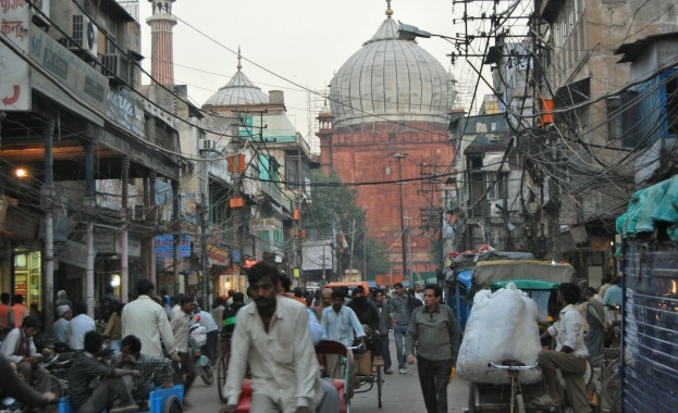 Индийските Сили за гранична сигурност СГС обявиха висока степен на