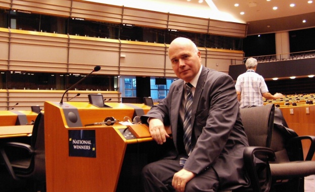  Приемането на нов Изборен кодекс преди евроизборите е нарушение на европейските правила