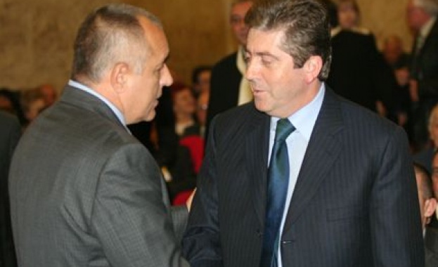 Борисов и Първанов ще съдят "Галерия"; Дачков твърди, че двамата са сгодени