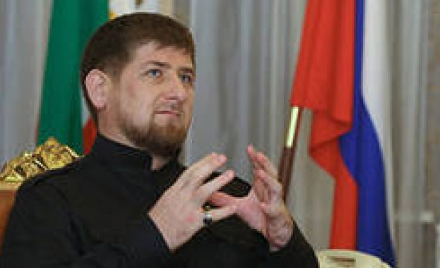 Медицински източник: Рамзан Кадиров е с Covid-19 и е в болница в Москва Медицински източник: Рамзан Кадиров е с Covid-19 и е в болница в Москва