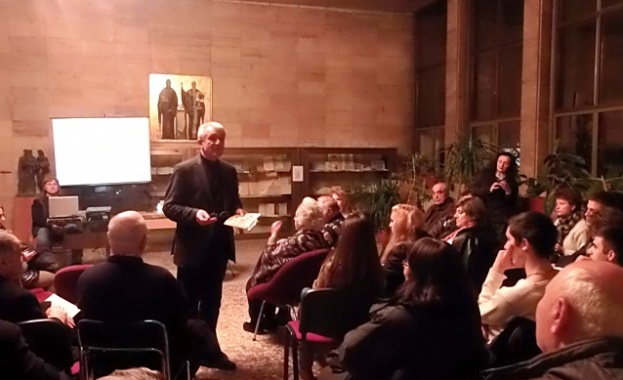 "Първият биограф на Апостола"