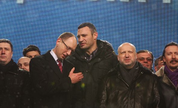 Украинската опозиция преговаря с властта 