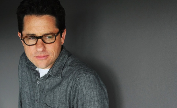 Ейбрамс готов със сценария на "Междузвездни войни"