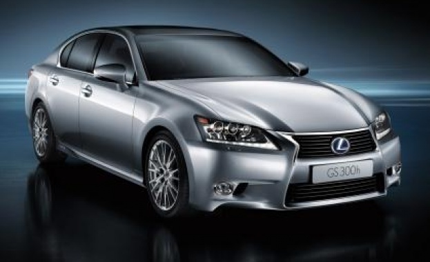 Хибридният Лексус вече и в Израел 