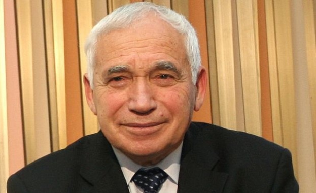 Желю Желев призова младите политици да не се изкушават от тоталитарния режим