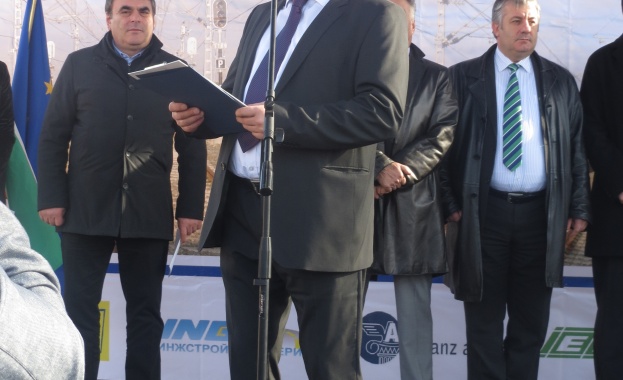 Започна строителството на жп участъка Пазарджик-Стамболийски 