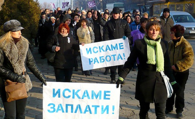 Работници от "Ремотекс" на среща с премиера