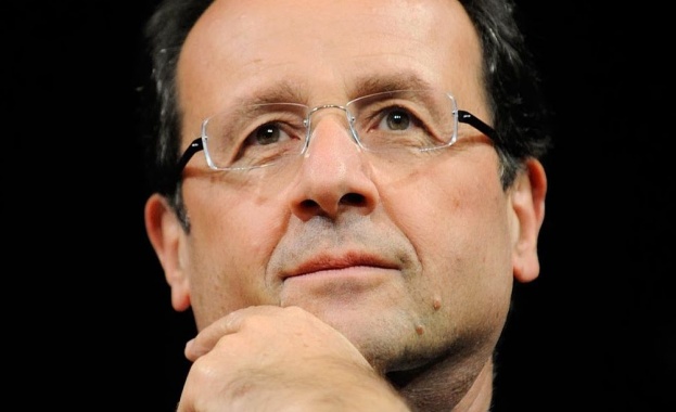 Оланд на среща с папа Франциск