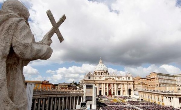 Главният одитор на Ватикана подаде оставка