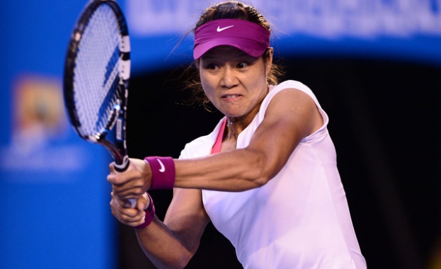 Ли На грабна титлата на Australian Open