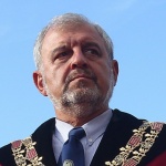 Проф. Илчев: България няма нужда от толкова много висшисти