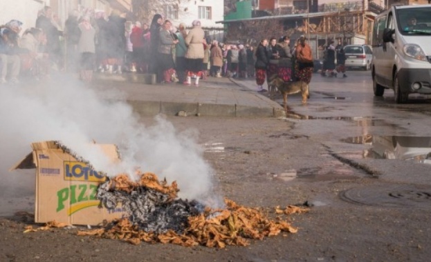 Тютюнопроизводители блокират главния път Шумен - Силистра 