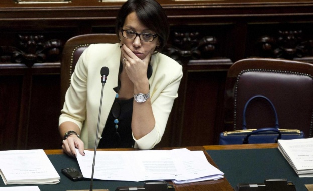 Италиански министър подаде оставка след обвинения за злоупотреби