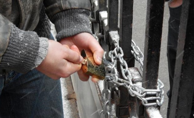 Проф. Василев за окупаторите на СУ: Според НК - кристално закононарушение за съд и затвор