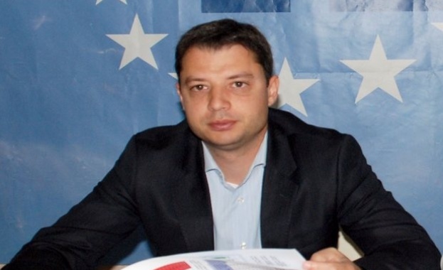 Делян Добрев очаква заемът за БЕХ да е до 350 млн. евро, а не 650 млн.