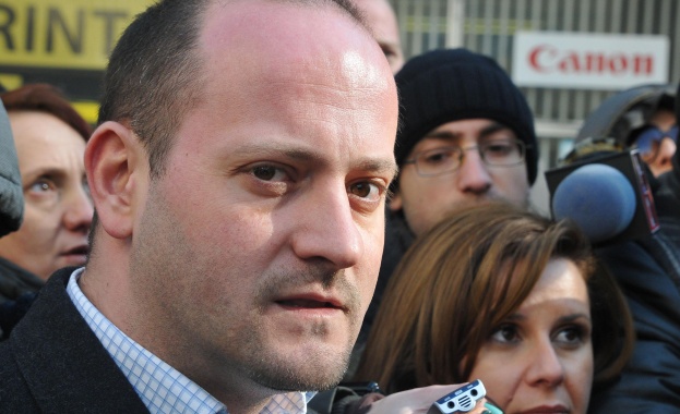 Реформаторите сменят говорителя си на всеки 6 месеца? 