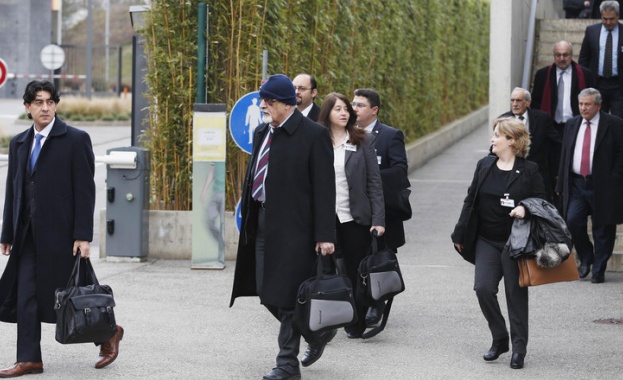 Делегациите на сирийското правителство и опозиция започнаха преговори