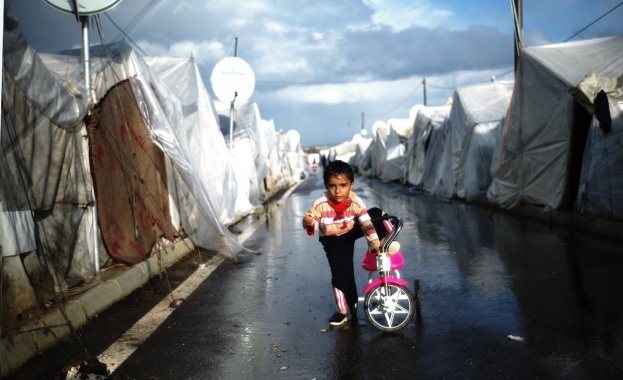 Великобритания ще приема бежанци от Сирия