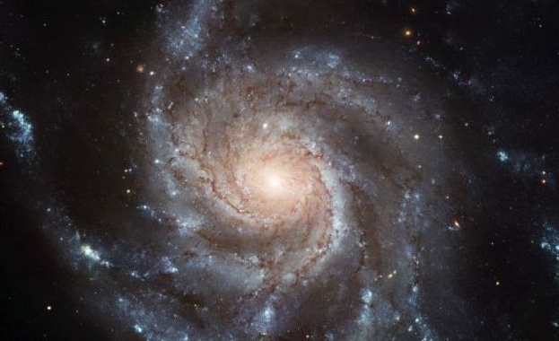 Астроними откриха "междугалактически газопровод"