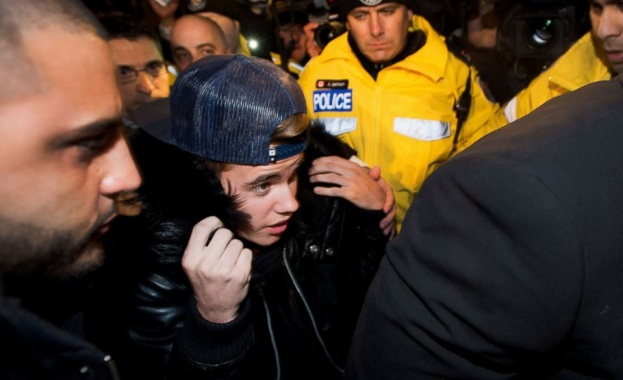 Поредният скандал около Джъстин Бийбър, задържаха го в Ел Ей