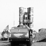 Ракетни комплекси С-400 за първи път на бойно дежурство в ленинградска област